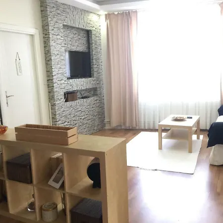 Comfy &quiet Flat At Abidei Hurriyet Street アパート *