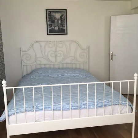 アパート Comfy &quiet Flat At Abidei Hurriyet Street イスタンブール
